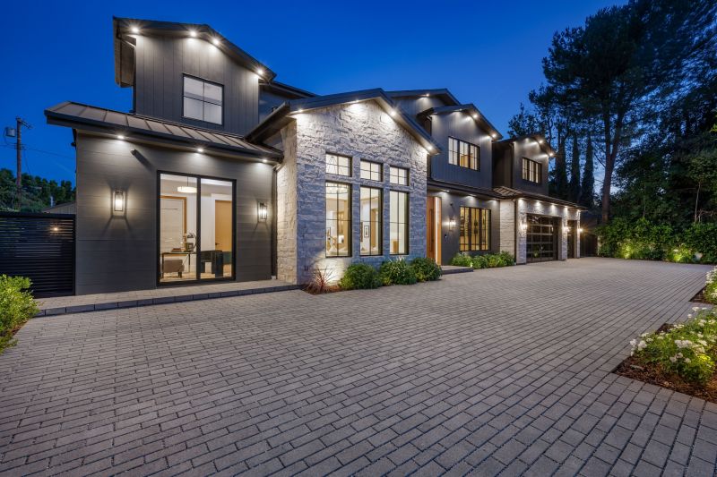 Driveway Lighting Installation