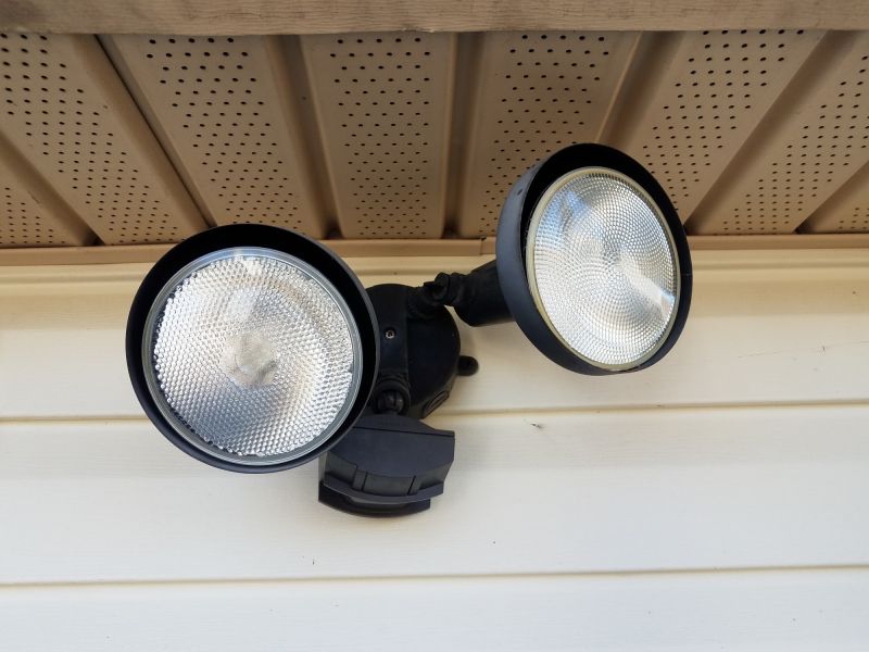 Floodlight Repair